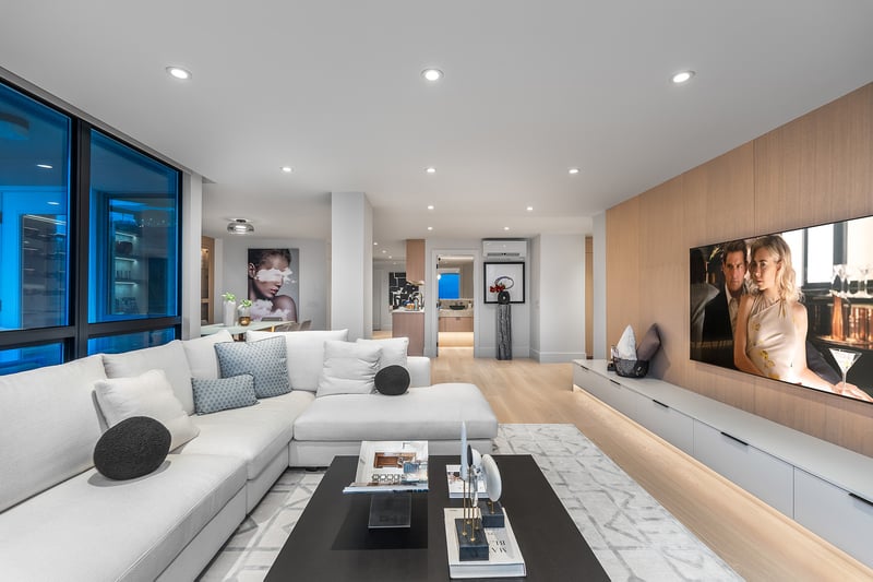 Luxury estate at 1415 West Georgia Street #1903, Vancouver, BC — photo 8
