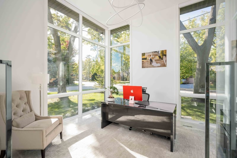 Luxury estate at 1589 Glenhill Crescent, Mississauga, ON — photo 8
