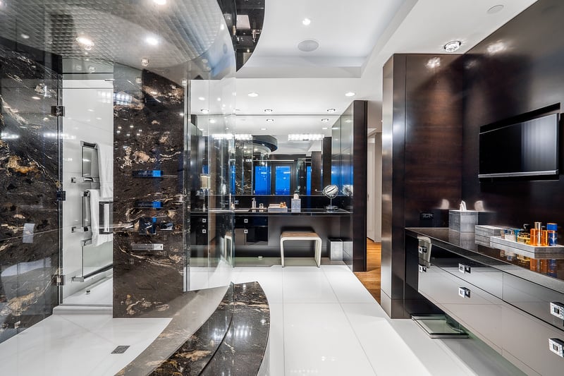 Luxury estate at 2408 Halston Court, West Vancouver, BC — photo 31