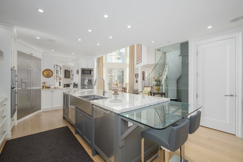 Luxury estate at 1258 Richards Street, Vancouver, BC — photo 25