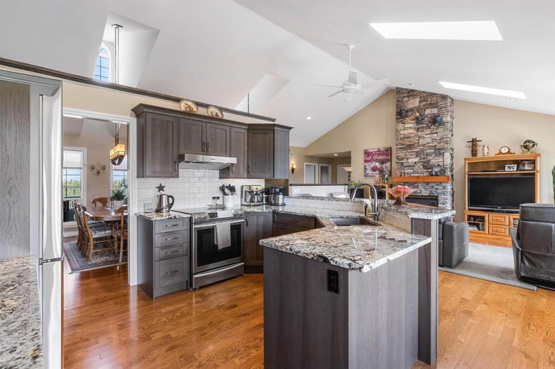 Luxury estate at 1429 Teasdale Road, Kelowna, BC — photo 7