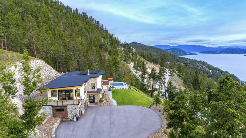 Luxury estate at 3151 Shayler Road, Kelowna, BC — photo 6