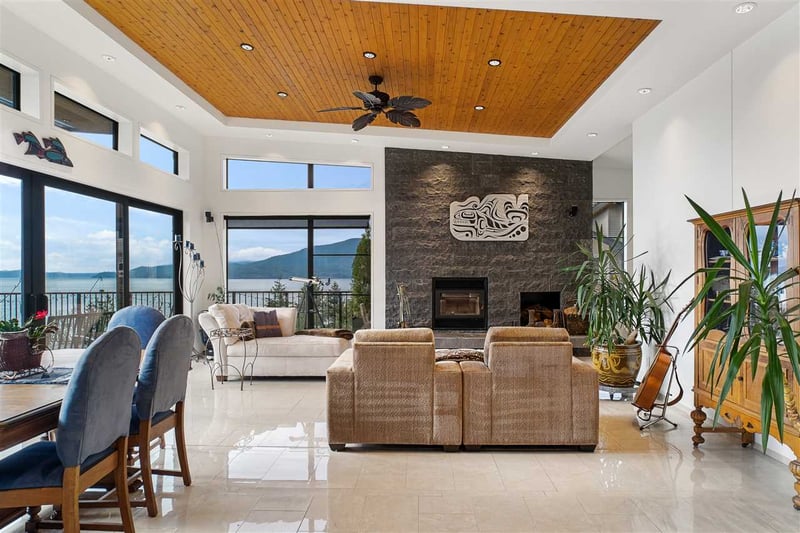 Luxury estate at 50 Sweetwater Place, Lions Bay — photo 4