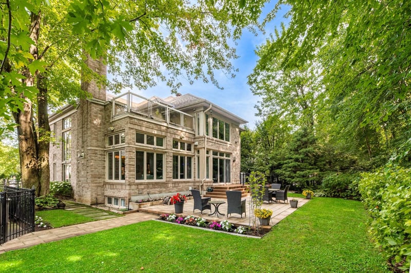 Luxury estate at 25 Rue des Tourterelles, Montréal, QC — photo 28