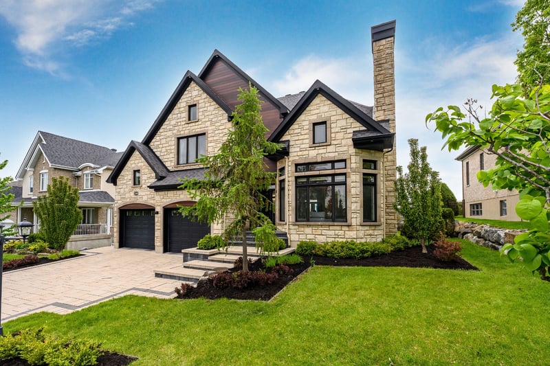 Luxury estate at 199 Rue des Français, Mont-Saint-Hilaire, QC — photo 30