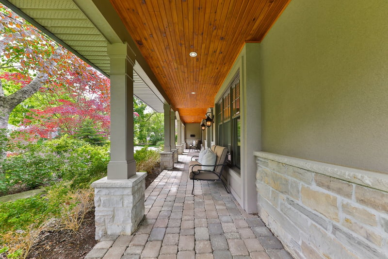 Luxury estate at 1293 Greenoaks Drive, Mississauga, ON — photo 3