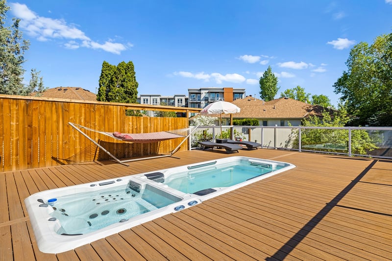 Luxury estate at 624 Armour Crescent, Kelowna, BC — photo 2