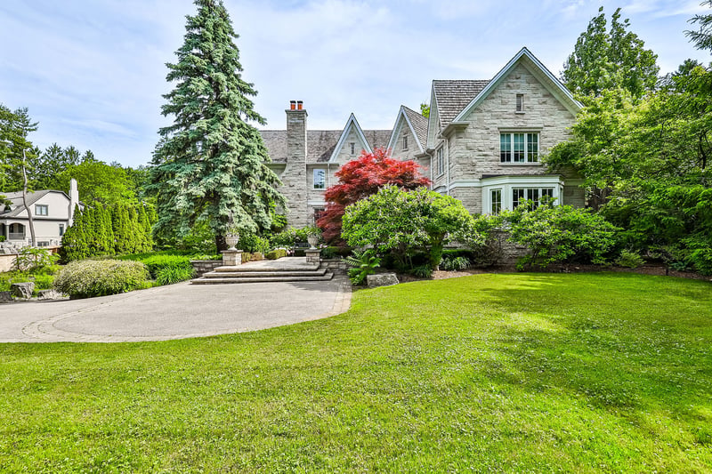 Luxury estate at 1257 Tecumseh Park Drive, Mississauga, ON — photo 45