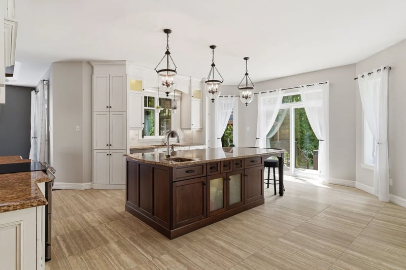 Luxury estate at 392 Rue du Saphir, Granby, QC — photo 12