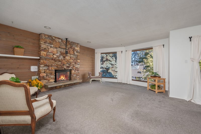 Luxury estate at 1604 39A   Avenue, Vernon, BC — photo 6