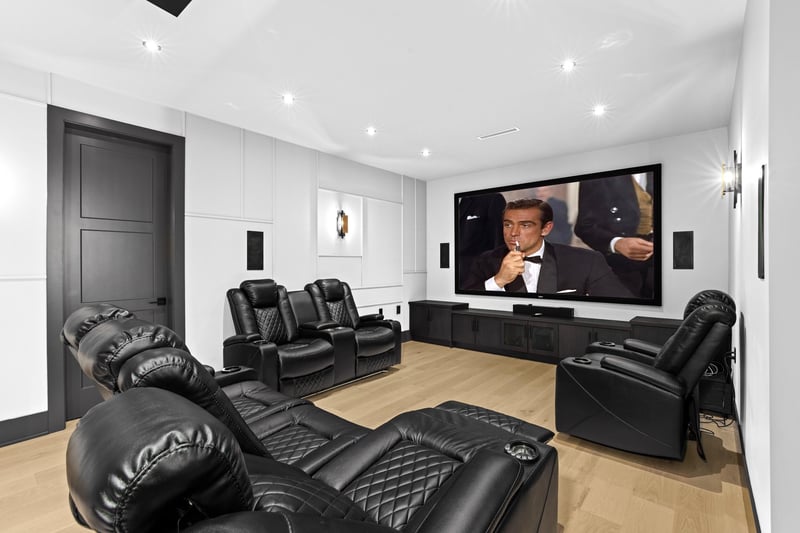 Luxury estate at 17568 102 Avenue, Surrey, BC — photo 19