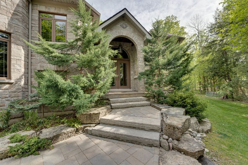 Luxury estate at 1105 Dalkab Crescent, Innisfil — photo 12