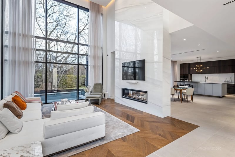 Luxury estate at 45 Place Kathleen Laing, Dorval, QC — photo 2