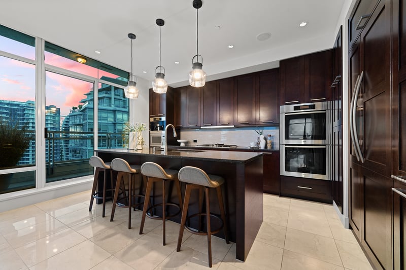 Luxury estate at PH2 1473 Johnston Road, White Rock, BC — photo 12