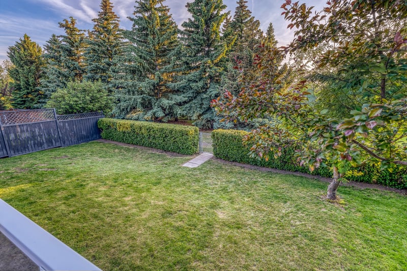Luxury estate at 5011 Viceroy Drive Northwest, Calgary, AB — photo 24