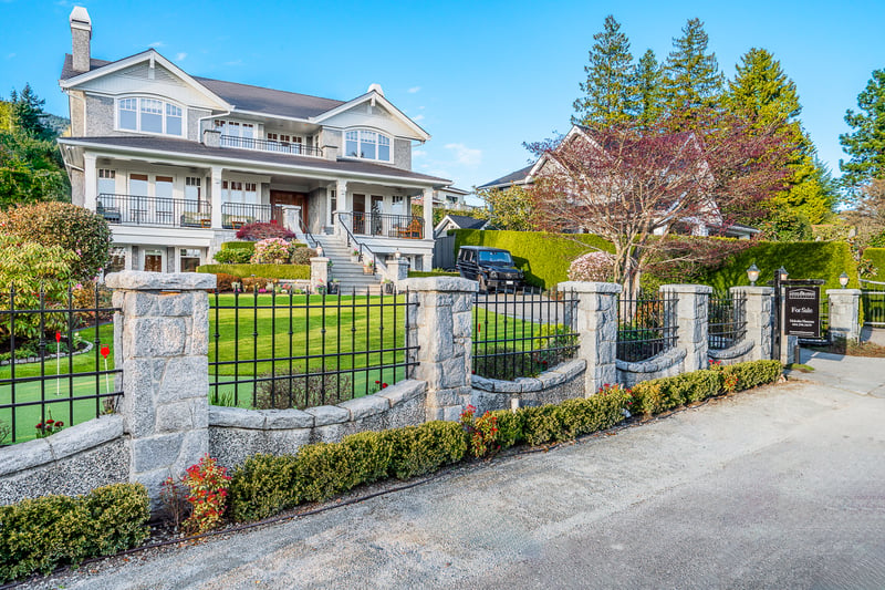 Luxury estate at 2817 Bellevue Avenue, West Vancouver, BC — photo 41
