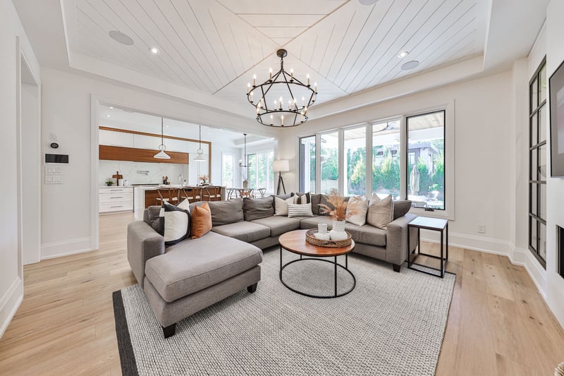 Luxury estate at 343 Douglas Avenue, Oakville, ON — photo 6