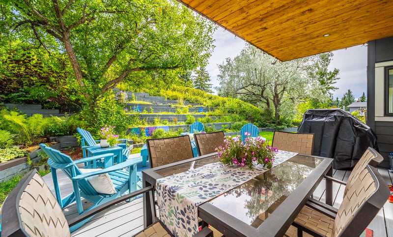 Luxury estate at 204 Pump Hill View SW, Calgary, AB — photo 38