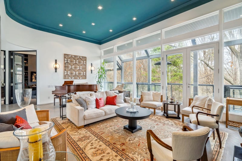 Luxury estate at 18 Timberglade Court, North York, ON — photo 7