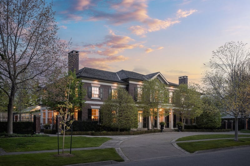 Luxury estate at 472 Gage Street, Niagara-on-the-Lake, ON — photo 1