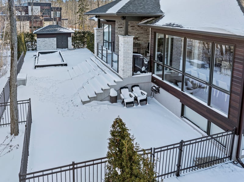 Luxury estate at 7375 Chemin de Saint-Jean, La Prairie, QC — photo 16