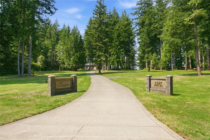 Luxury estate at 1157 West Road, Quadra Island, BC — photo 9