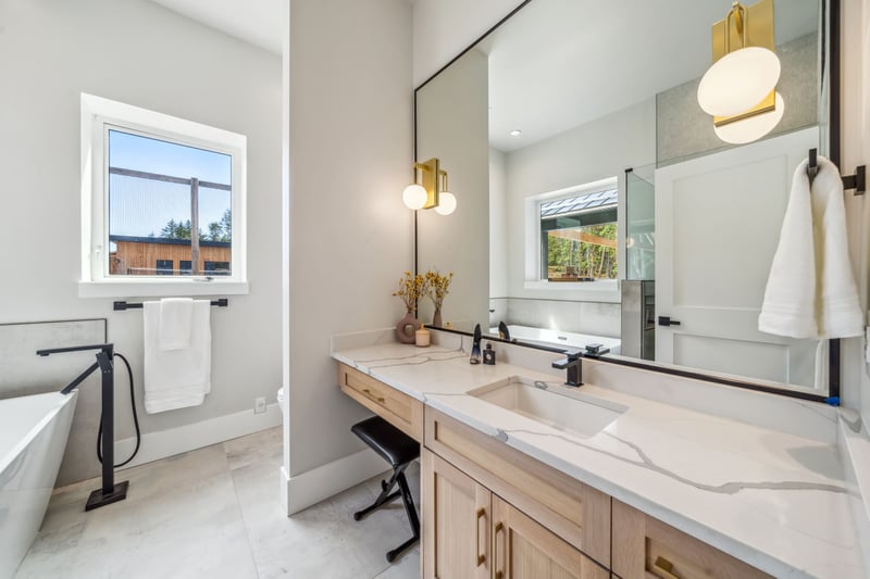 Luxury estate at 6707 Willis Point Rd, Victoria, BC — photo 51