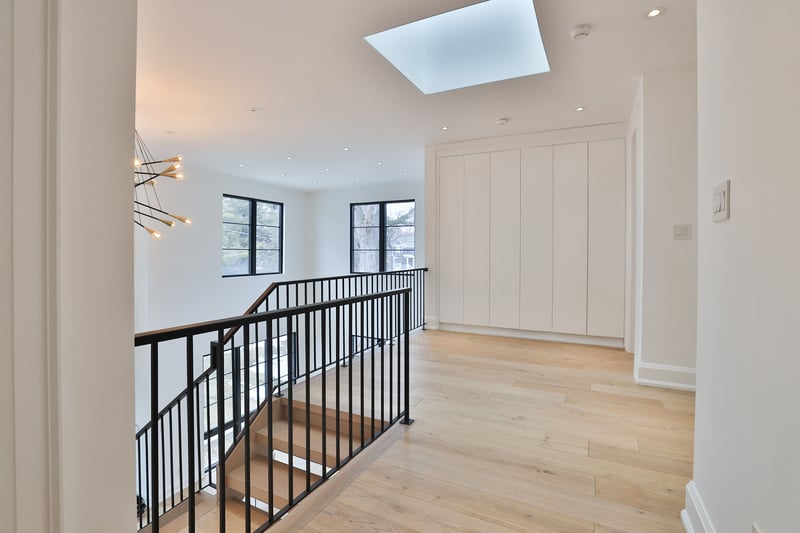 Luxury estate at 1579 Trotwood Avenue, Mississauga, ON — photo 20