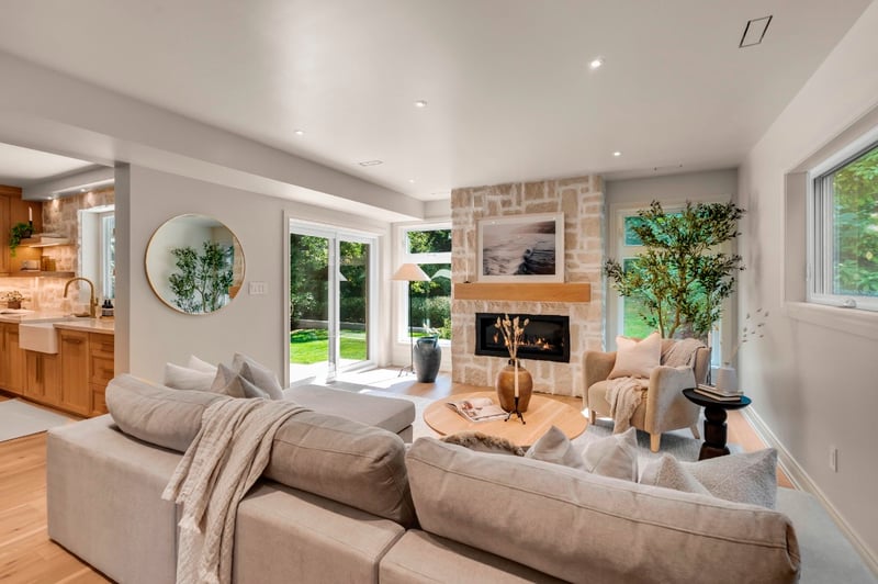 Luxury estate at 393 Hess Street South, Hamilton, ON — photo 3