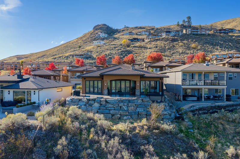 Luxury estate at 328 Cordon Place, Vernon, BC — photo 2