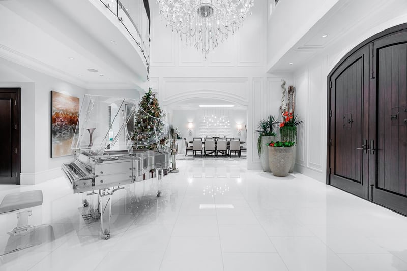 Luxury estate at 13283 56 Avenue, Surrey, BC — photo 4