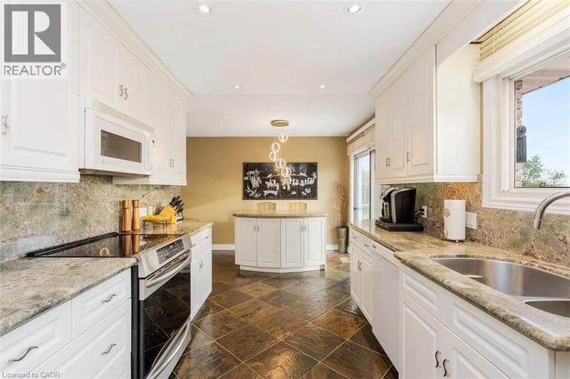 Luxury estate at 12216 Sixth Line, Acton, ON — photo 19