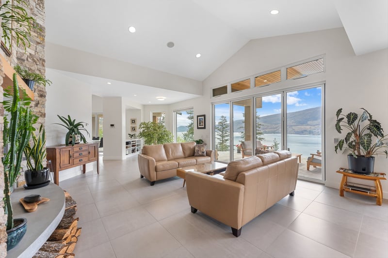 Luxury estate at 328 Lochview Road, Kelowna, BC — photo 17