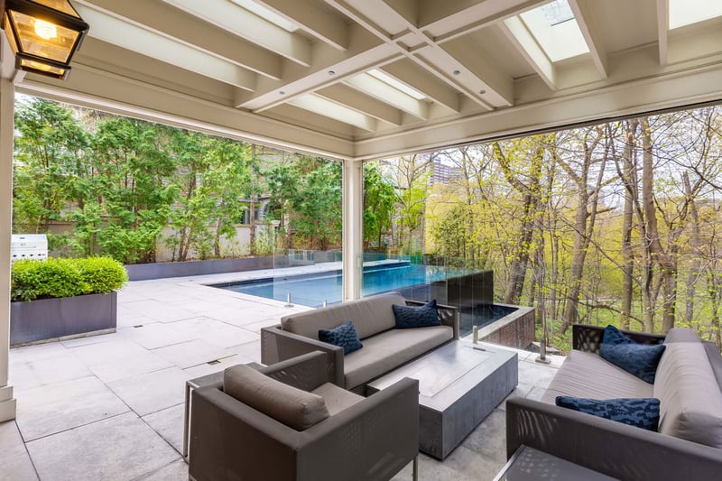 Luxury estate at 20 Cluny Drive, Toronto, ON — photo 6