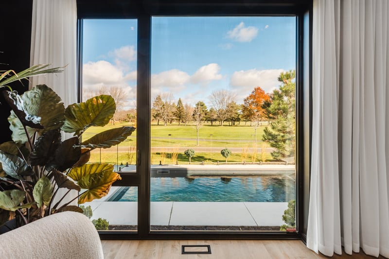 Luxury estate at 220 Rue Brunelle, Sainte-Julie, QC — photo 6