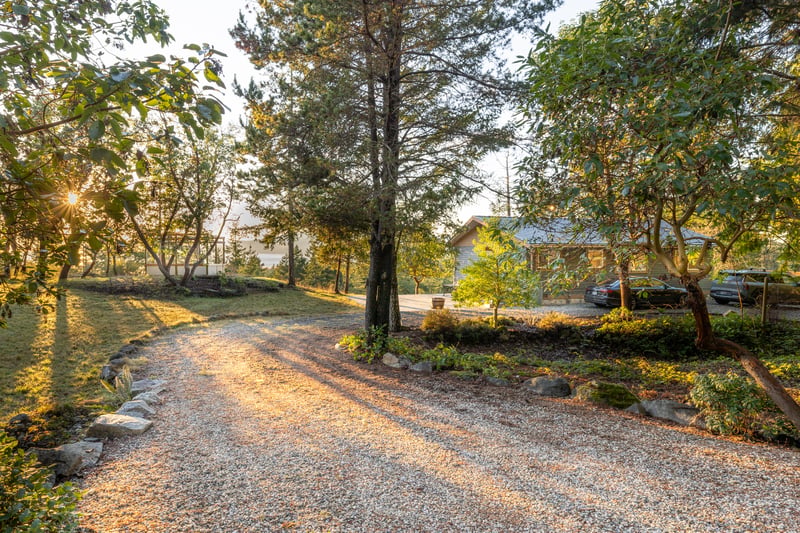 Luxury estate at 10339 Sunshine Coast Highway, Halfmoon Bay, BC — photo 18