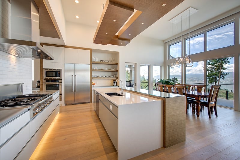 Luxury estate at 5710 Jasper Way, Kelowna, BC — photo 9