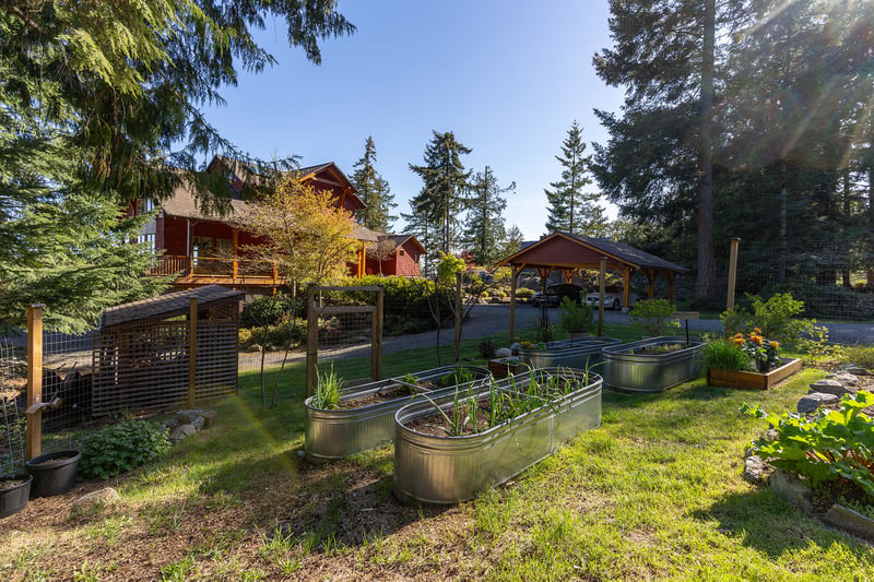 Luxury estate at 1004 Cowan Point Drive, Bowen Island, BC — photo 32