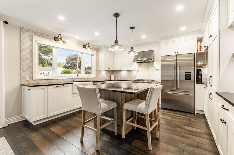 Luxury estate at 3800 Rue Martinique, Brossard, QC — photo 7