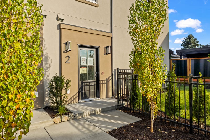 Luxury estate at 2-2957 Conlin Court, Kelowna, BC — photo 3