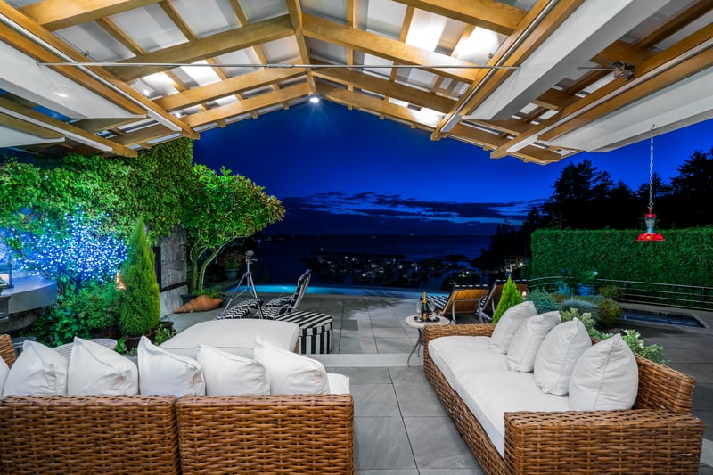Luxury estate at 5730 Seaview Road, West Vancouver — photo 2