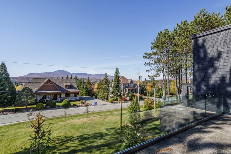 Luxury estate at 43 Rue des Cardinaux, Orford, QC — photo 51
