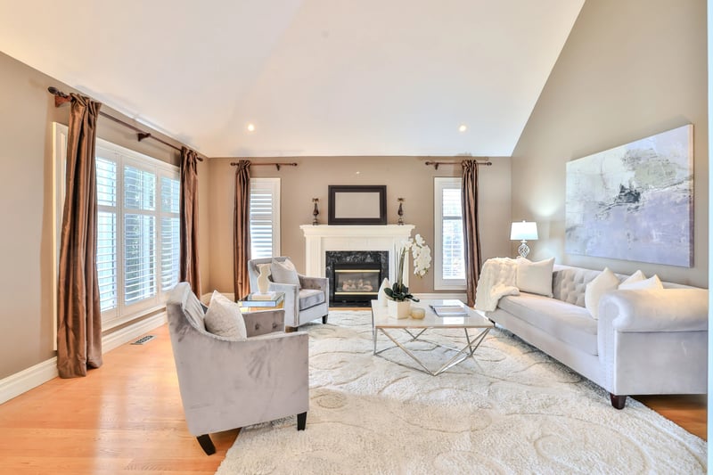 Luxury estate at 1832 Chesbro Court, Mississauga, ON — photo 5