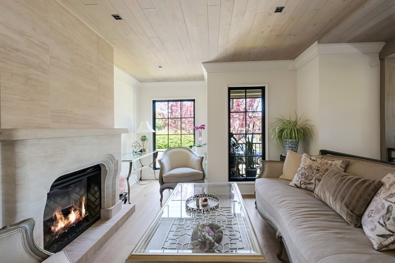 Luxury estate at 867 Victoria Avenue, Victoria, BC — photo 3