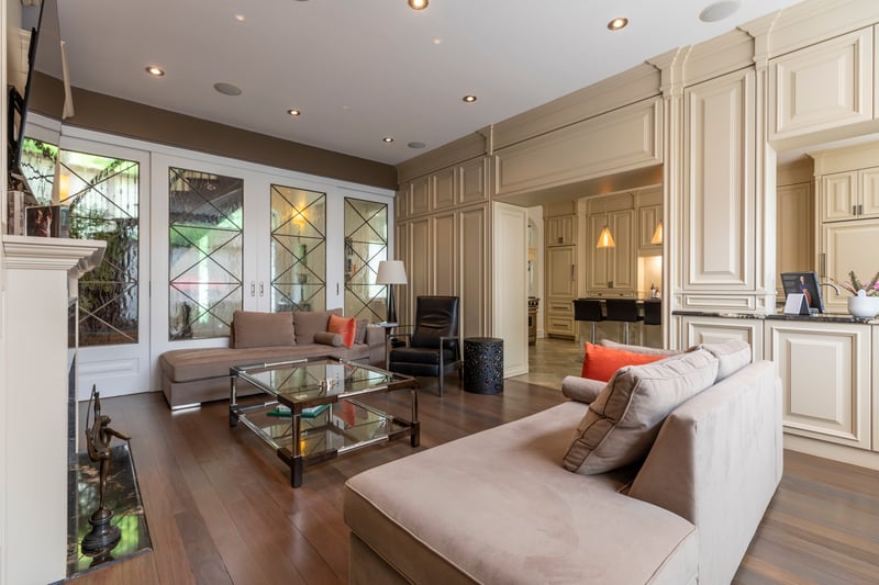 Luxury estate at 115 Rosemary Lane, Ancaster, ON — photo 12