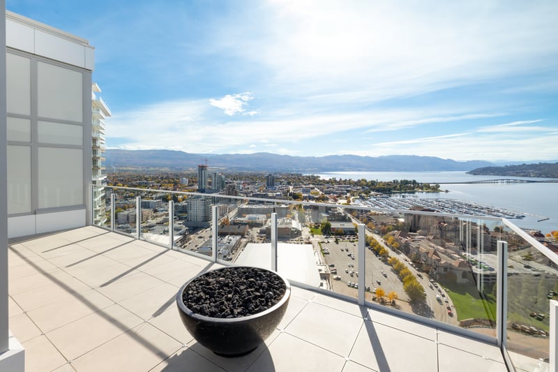 Luxury estate at 1181 Sunset Drive #2902, Kelowna, BC — photo 6
