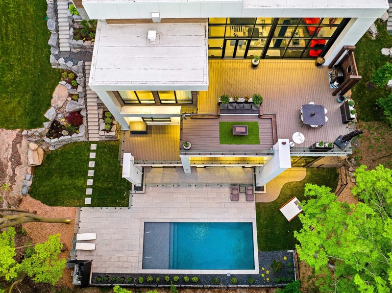 Luxury estate at 757 Rue des Chardonnerets, Mont-Saint-Hilaire, QC — photo 4