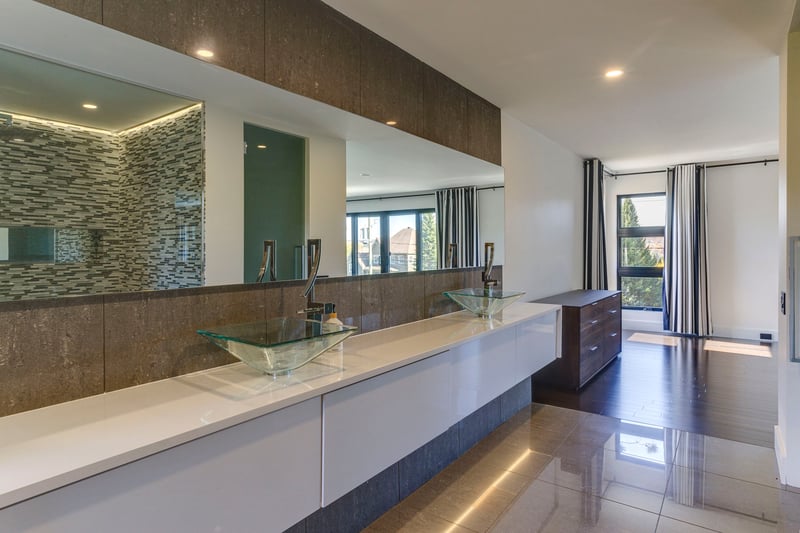 Luxury estate at 43 Rue des Cardinaux, Orford, QC — photo 37