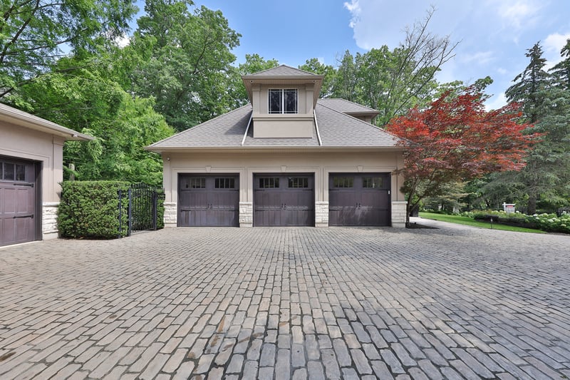 Luxury estate at 5047 Lakeshore Road, Burlington, ON — photo 6