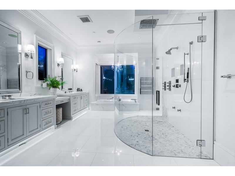 Luxury estate at 13283 56 Avenue, Surrey, BC — photo 3